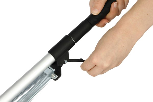 Râteau à crotin télescopique